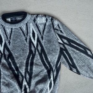 Krizia Vintage Wool Geometric Sweater Grey Black Large Italy Crew Neck